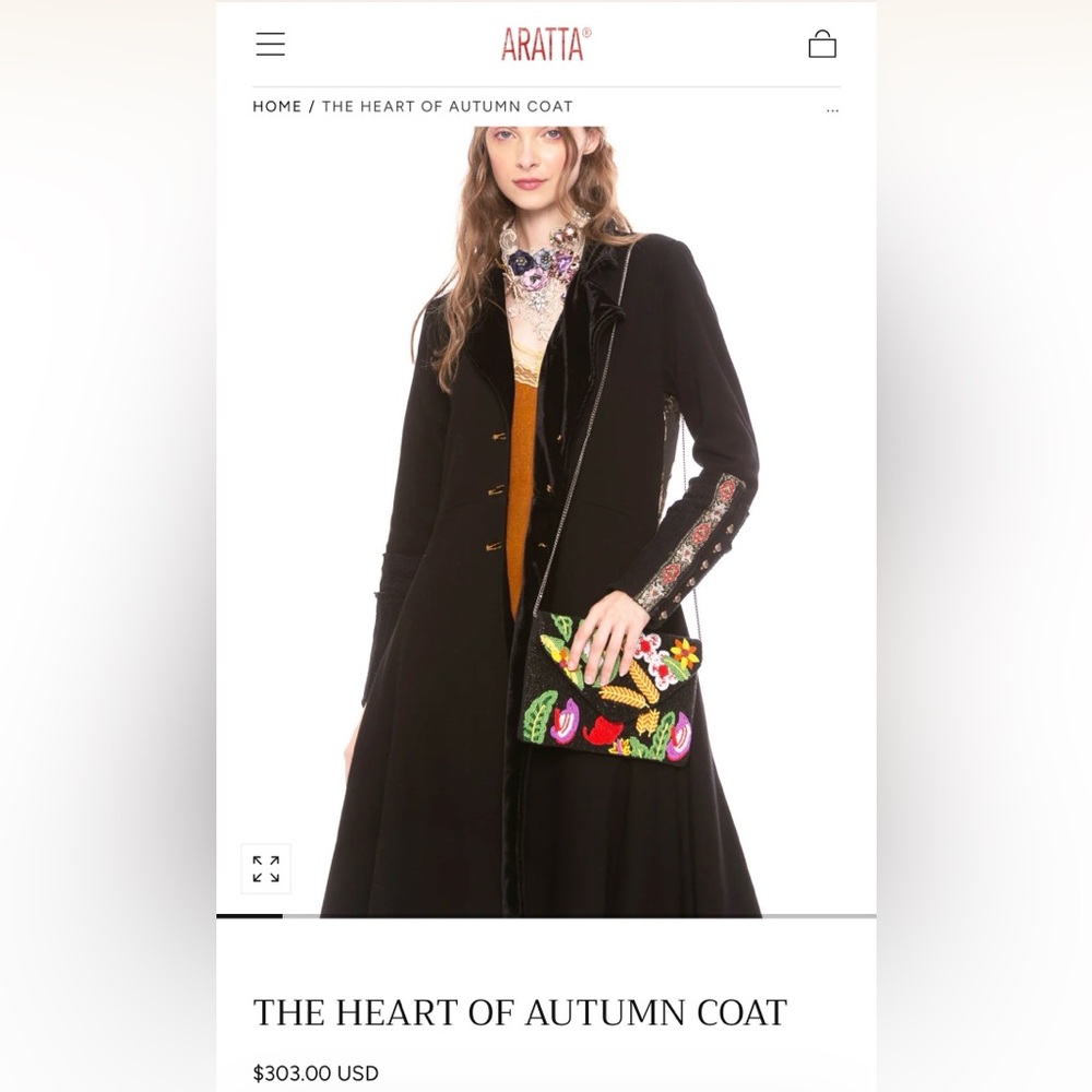 Aratta The Heart of Autumn Elegant Black Coat - Picture 7 of 7